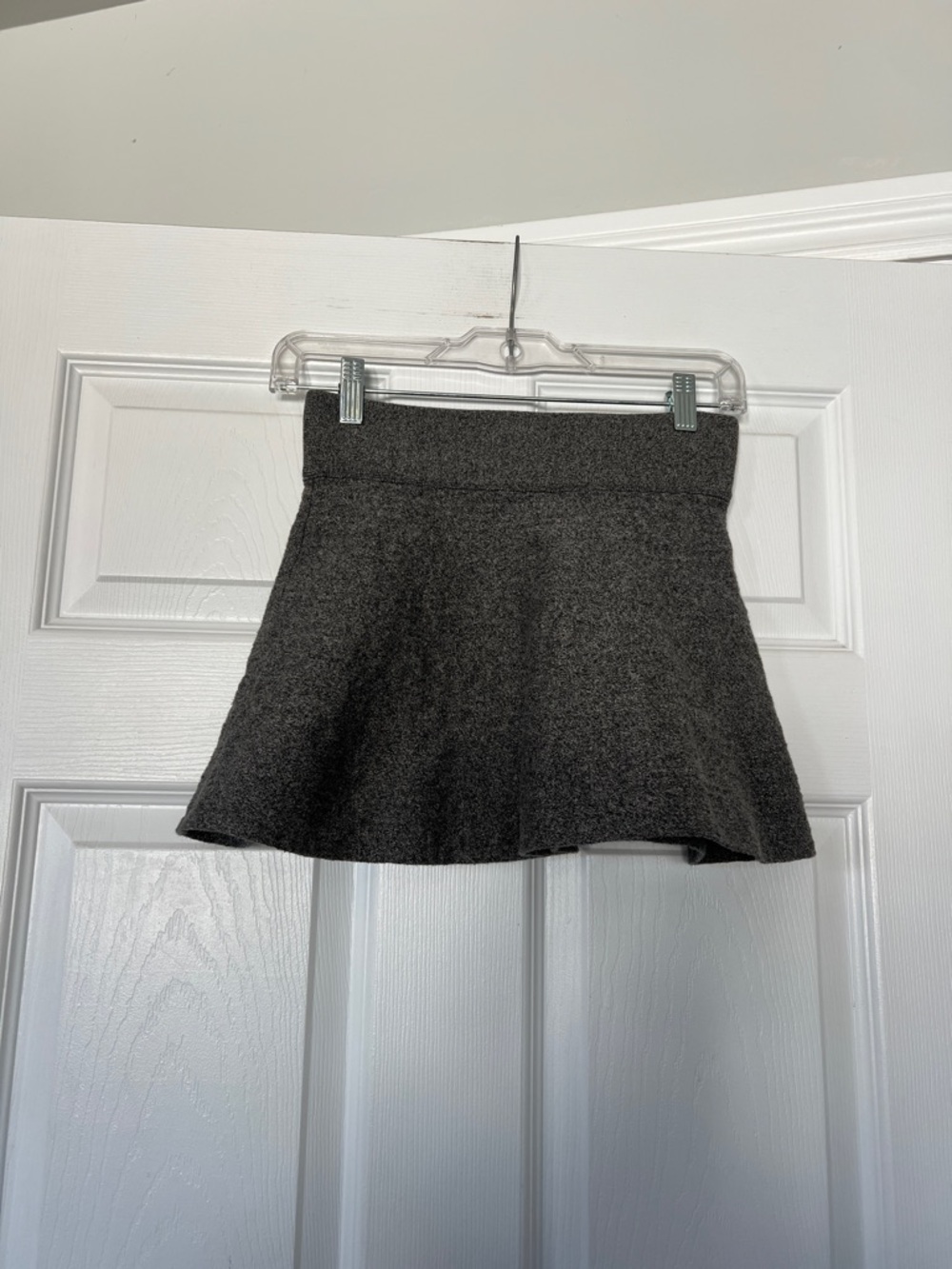 🌷6/$20🌷 Talula Dark Gray Circle Skirt